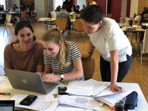 Unsere HFW und die Arbeitswelt 4.0: Studytour in Berlin