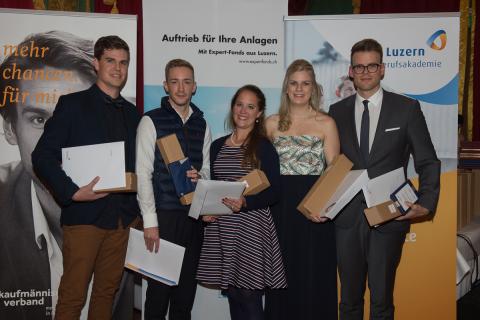 Diplomfeier HFW - Höhere Fachschule für Wirtschaft 2016