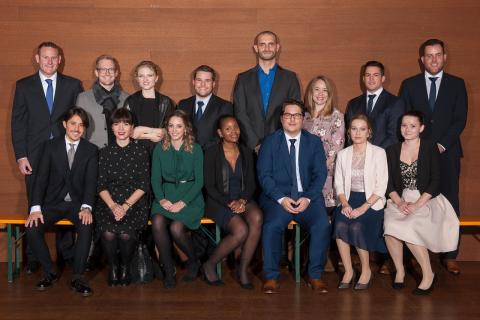 Diplome für 91 neue HFW-Führungskräfte 2017