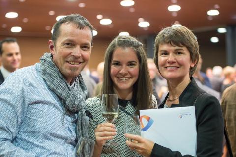Diplome für 91 neue HFW-Führungskräfte 2017