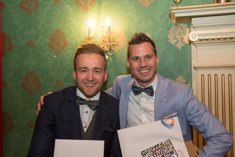 Diplome für 91 neue HFW-Führungskräfte 2017